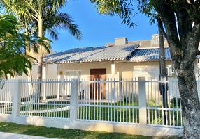 Sobrado com 4 Quartos à venda, 210m²