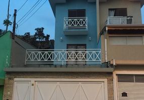 Casa de Condomínio com 3 Quartos à venda, 178m²