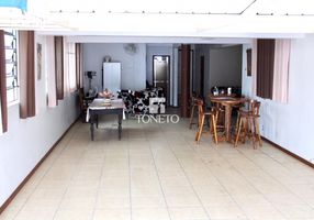 Casa com 7 Quartos para venda ou aluguel, 367m²