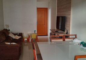 Apartamento com 3 Quartos à venda, 81m²