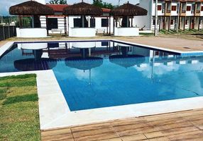 Casa de Condomínio com 3 Quartos à venda, 80m²