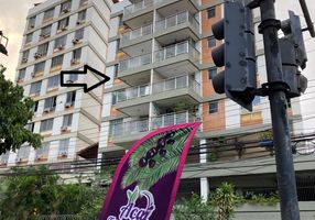 Apartamento com 2 Quartos para alugar, 80m²