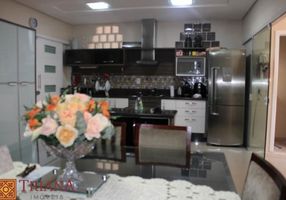 Casa com 3 Quartos para venda ou aluguel, 280m²