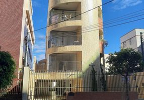 Apartamento com 4 Quartos à venda, 270m²