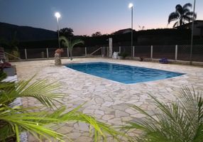Fazenda/Sítio com 5 Quartos à venda, 8500m²