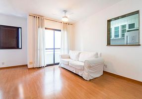 Apartamento com 1 Quarto para alugar, 51m²