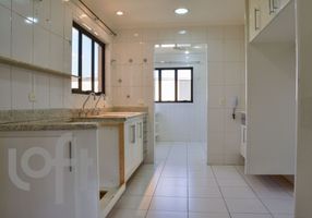 Apartamento com 3 Quartos à venda, 196m²