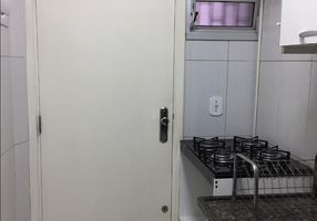 Kitnet com 1 Quarto para venda ou aluguel, 40m²