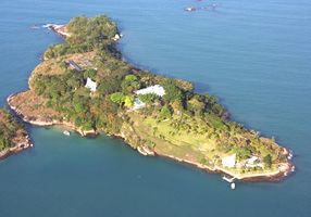 Fazenda/Sítio com 6 Quartos à venda, 40000m²