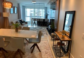 Apartamento com 3 Quartos à venda, 138m²