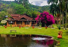 Fazenda/Sítio com 7 Quartos à venda, 2500m²