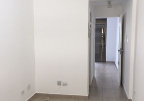 Apartamento com 1 Quarto para alugar, 38m²