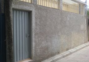 Casa com 2 Quartos à venda, 100m²