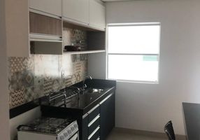 Apartamento com 2 Quartos para alugar, 40m²