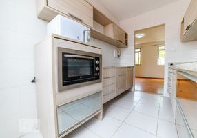 Apartamento com 2 Quartos à venda, 60m²