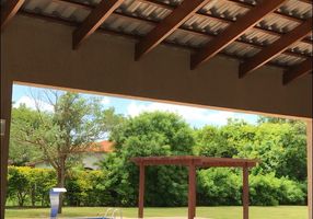 Casa com 3 Quartos à venda, 300m²