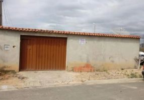 Casa com 3 Quartos à venda, 100m²
