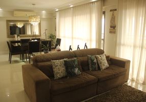 Apartamento com 3 Quartos à venda, 132m²