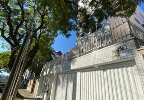 Prédio Comercial com 32 Quartos à venda, 2625m²