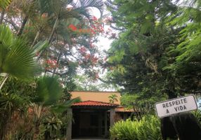 Fazenda/Sítio com 4 Quartos à venda, 200m²