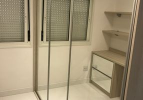 Apartamento com 3 Quartos à venda, 87m²