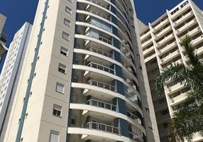 Apartamento com 3 Quartos à venda, 105m²