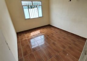 Casa com 2 Quartos à venda, 63m²