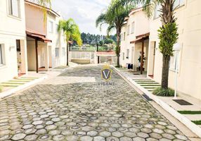 Casa de Condomínio com 2 Quartos para alugar, 100m²