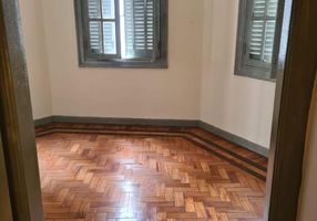 Apartamento com 3 Quartos à venda, 61m²