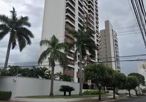 Apartamento com 4 Quartos à venda, 238m²