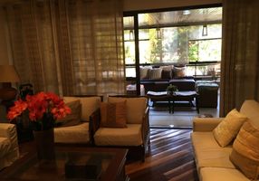 Apartamento com 3 Quartos à venda, 190m²