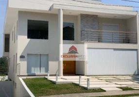 Casa de Condomínio com 4 Quartos à venda, 815m²