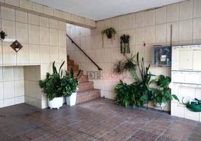 Sobrado com 3 Quartos à venda, 190m²