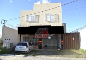 Casa com 3 Quartos para venda ou aluguel, 205m²