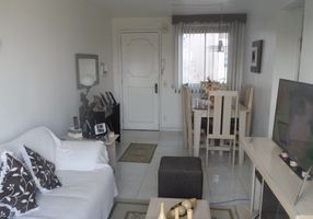 Apartamento com 3 Quartos à venda, 59m²