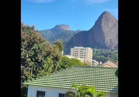 Apartamento com 3 Quartos à venda, 108m²