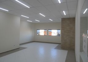 Ponto Comercial para alugar, 66m²