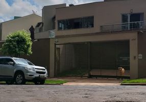 Sobrado com 3 Quartos à venda, 182m²