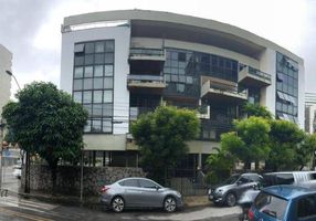 Apartamento com 4 Quartos para venda ou aluguel, 240m²