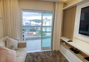 Apartamento com 3 Quartos para alugar, 150m²