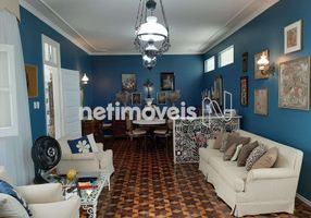 Casa com 4 Quartos à venda, 369m²