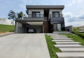 Casa com 3 Quartos à venda, 340m²