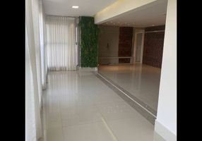 Apartamento com 3 Quartos à venda, 151m²