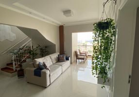 Cobertura com 3 Quartos à venda, 196m²
