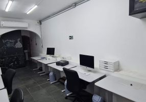 com 8 Quartos à venda, 307m²