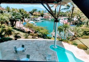 Casa com 5 Quartos para venda ou aluguel, 949m²