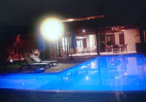 Casa com 5 Quartos para venda ou aluguel, 350m²