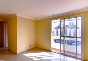 Apartamento com 2 Quartos para alugar, 56m²
