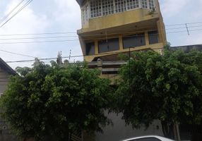 Sobrado com 3 Quartos à venda, 600m²