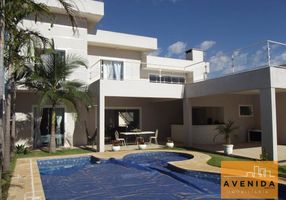 Sobrado com 3 Quartos à venda, 300m²